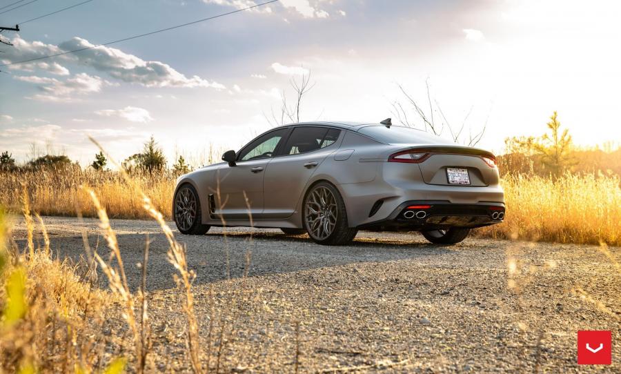  Kia Stinger GT on Vossen Wheels (HF-2) 2019 года  (фото 26 из 26)